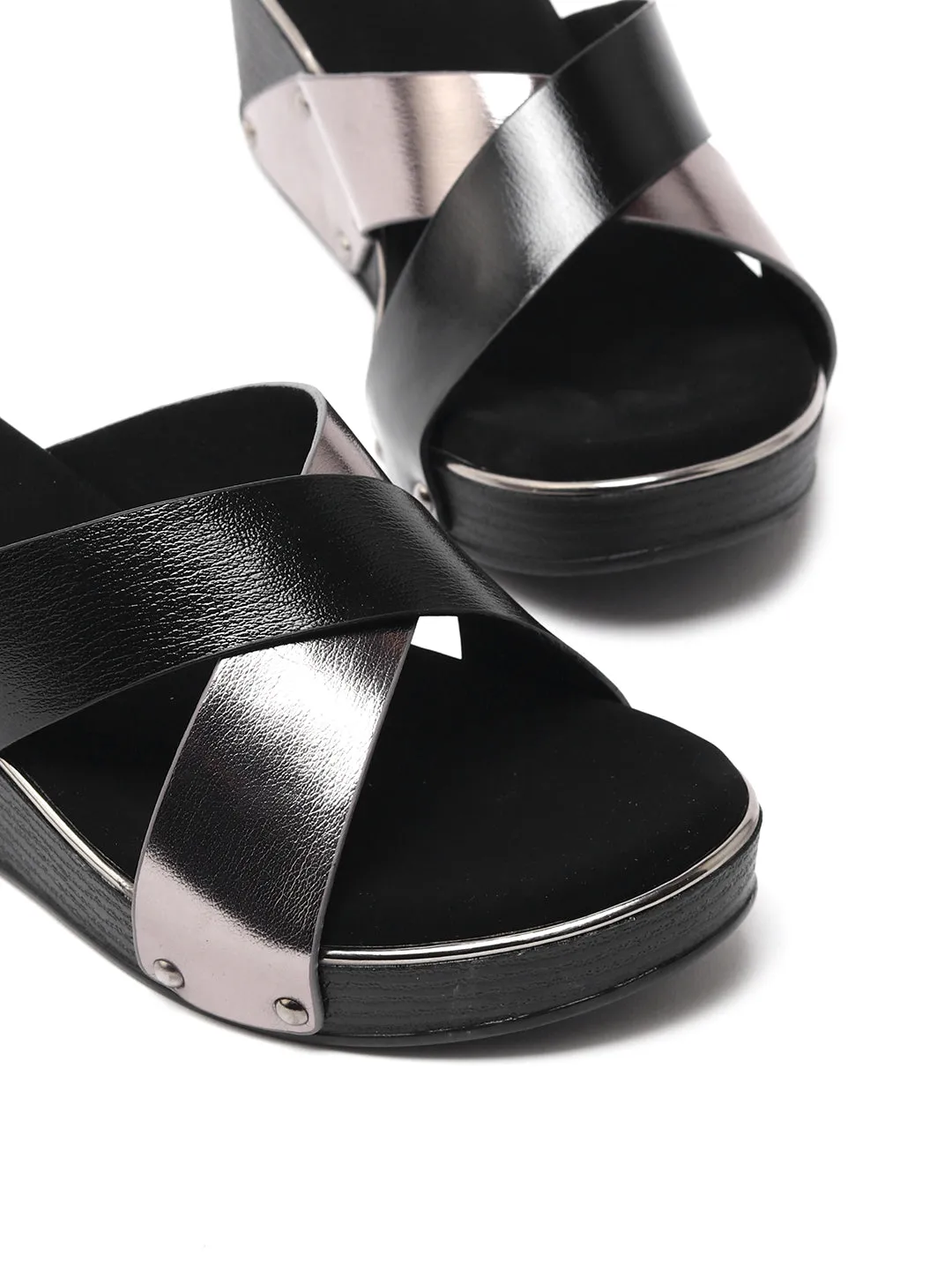 Casual Comfort Muse Platform Slip-Ons