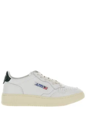 'Medalist' White Low Top Sneakers With Contrasting Heel Tab In Leather Woman