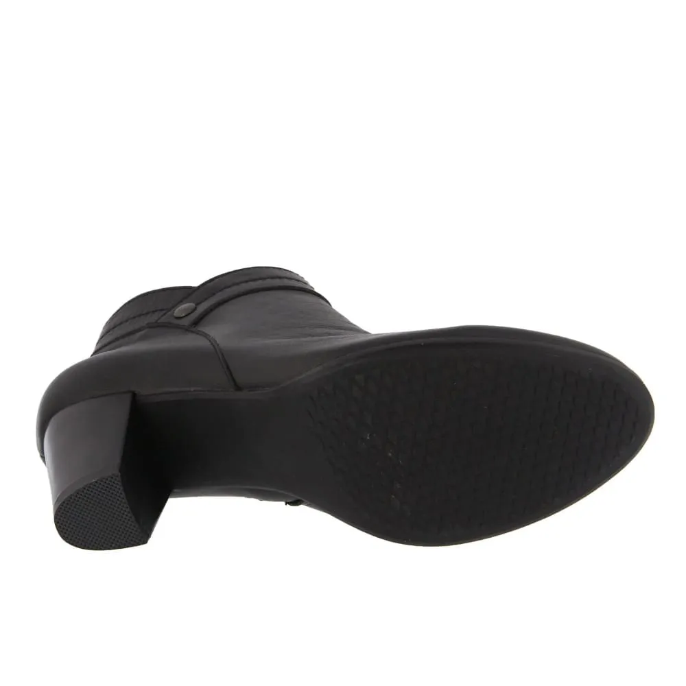 Spring Step Shoes Itilia Women's Elegant and Comfortable Leather Pull On Booties