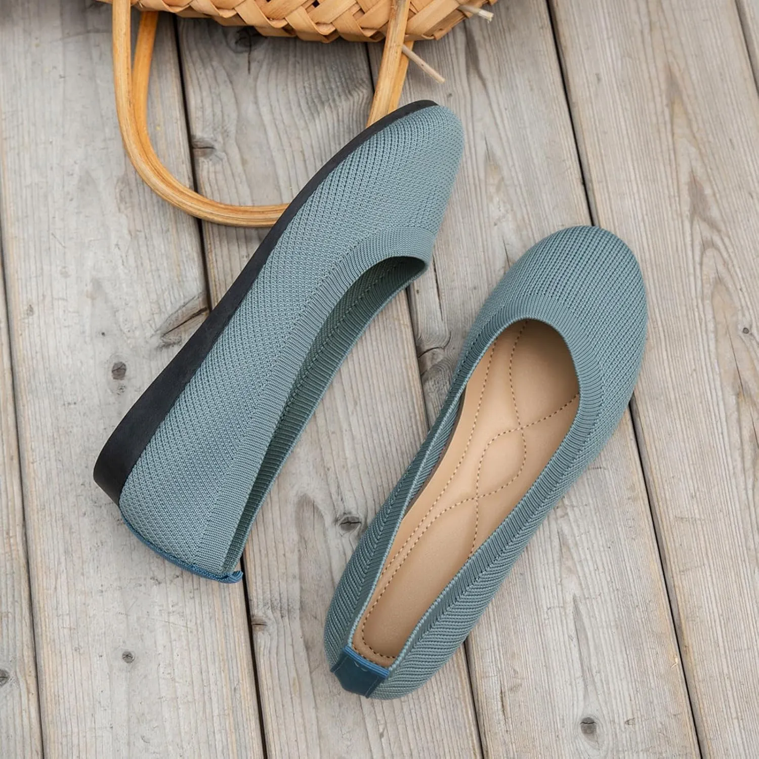 Women's Ballet Flats Round Toe Walking Flats Fashion Slip On Work Shoes Knitted Flats Shoes for Woman Soft Lightweight